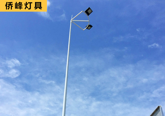 中桿燈